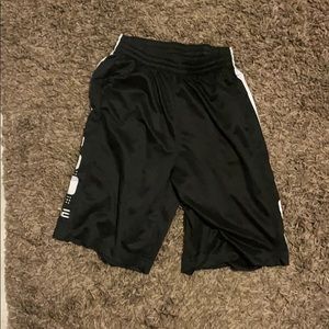 Nike Dri-Fit shorts black and white boys XL